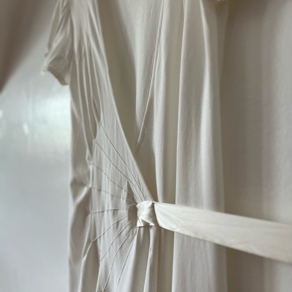 EUC VTG 90s BEBE S white wrap Marilyn Monroe satin cotton stretch sunshine seams - Picture 16 of 16